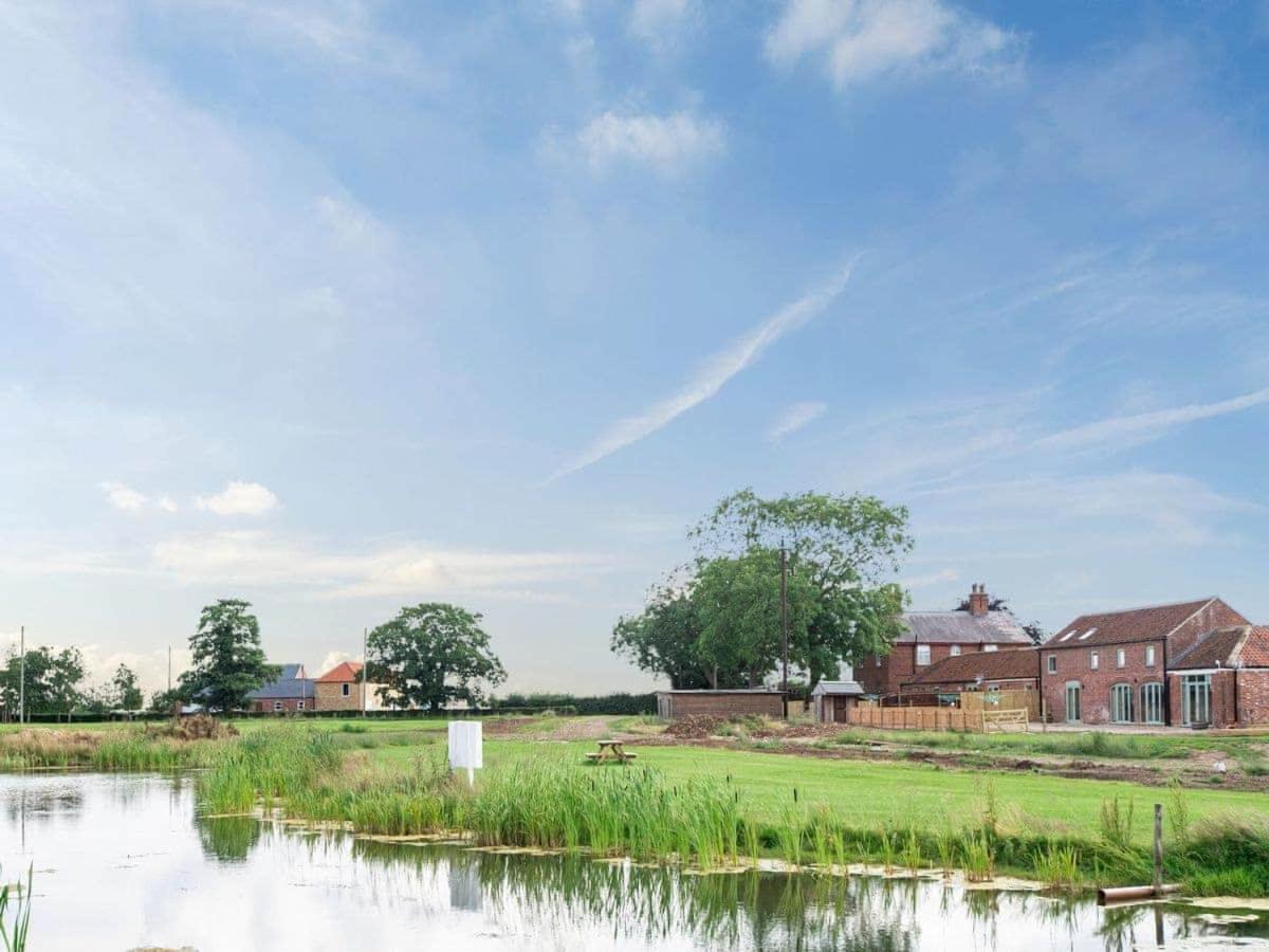 Helsey Farm Cottages Exterior photo